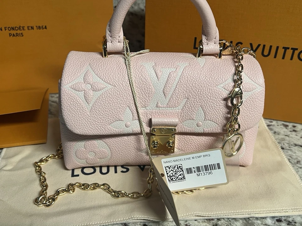 AGOTADO Louis Vuitton Nano Madeleine En Rosa Foto 2 de 4