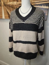Doe & Rae Striped Oversized V-Neck Sweater - Size S #350