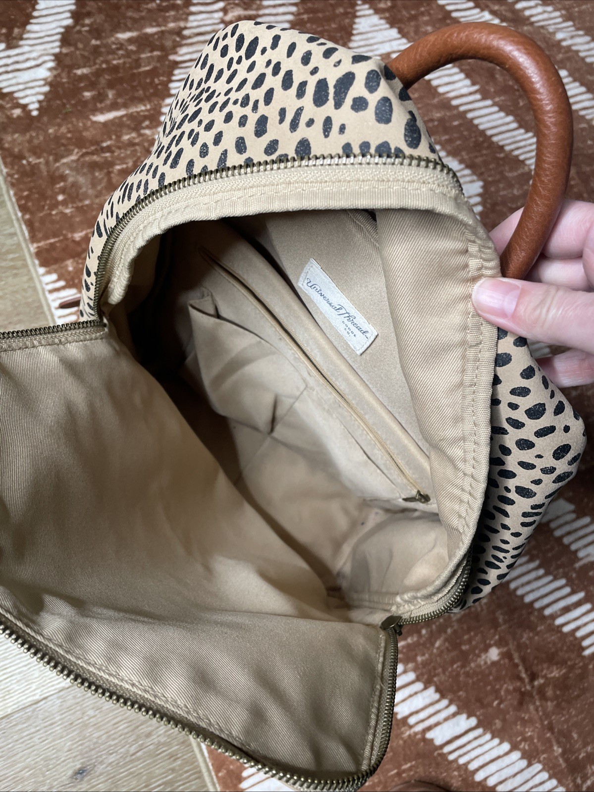 Universal Threads Leopard Cheetah Print Canvas Ba… - image 4