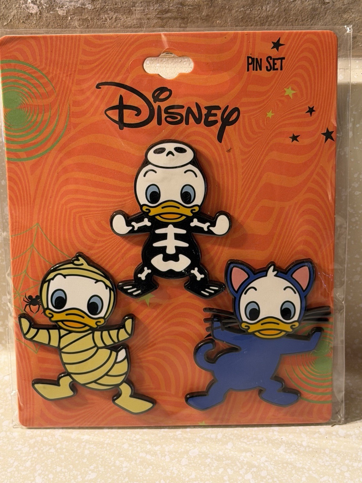 Disney Pins 3pk Loungfly Exclusive lHalloween Huey, Dewey And Louie Rare