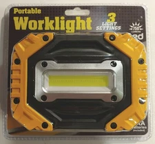 Portable LED Work Light 750 lumens yellow