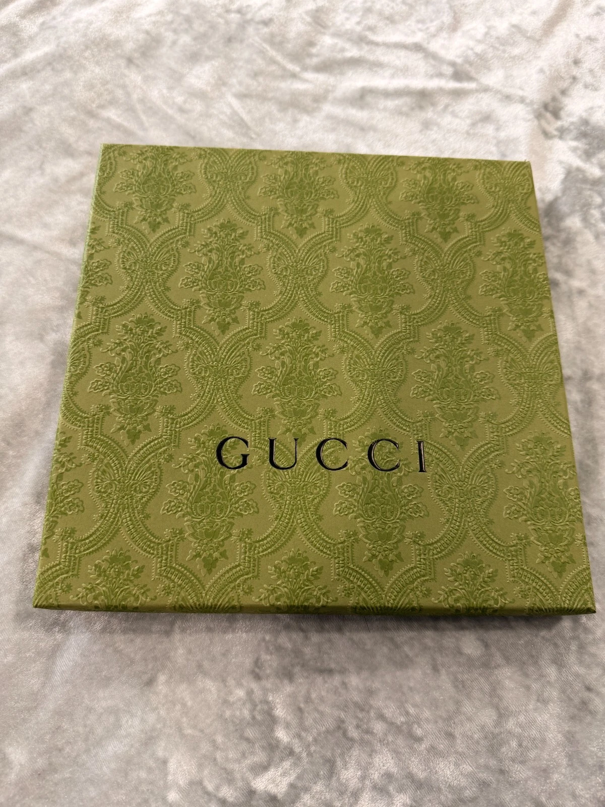 Foulard/châle Gucci GG jacquard noir laine/soie NEUF AVEC BOITE