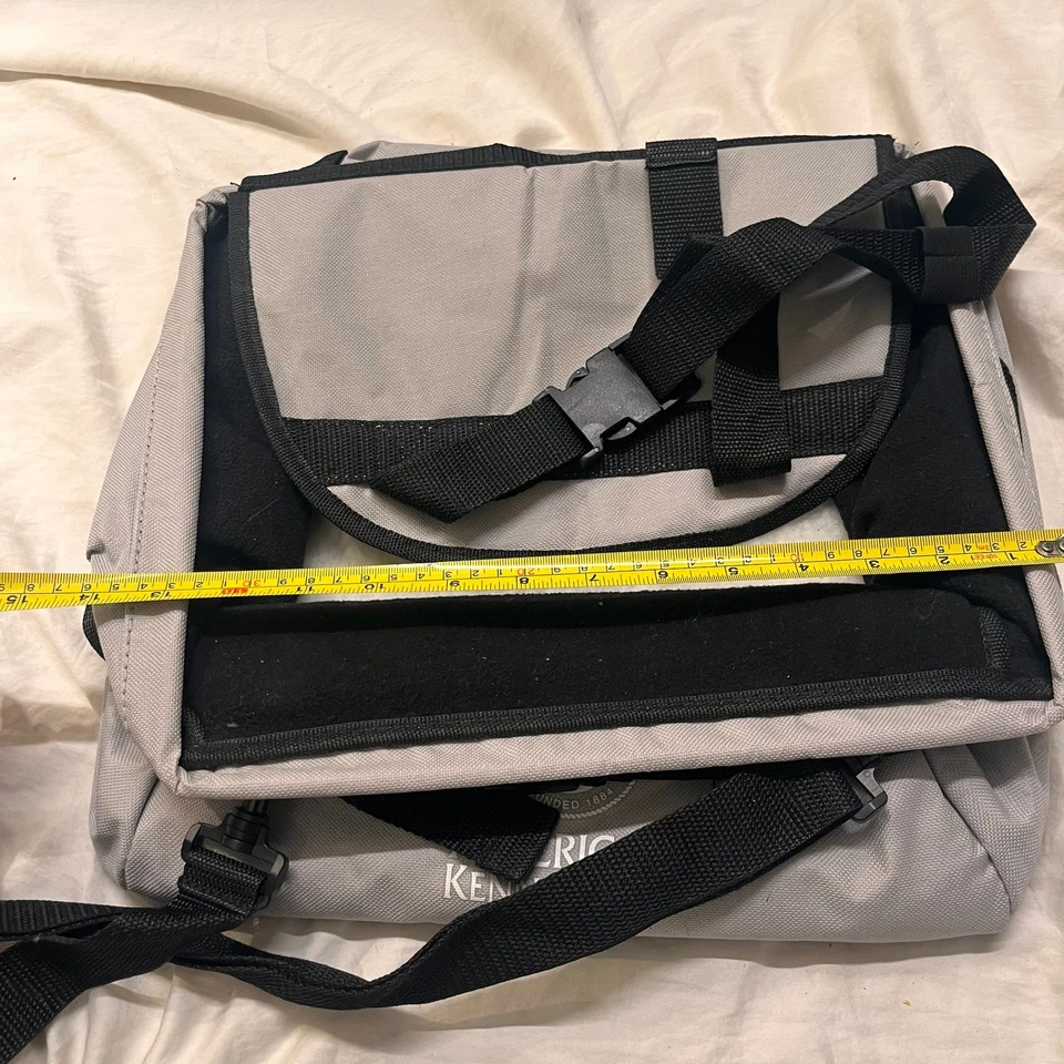 American Kennel Club Doggie Car Seat Harness Hook Click Snap Straps Light Grey - Image 4 of 4