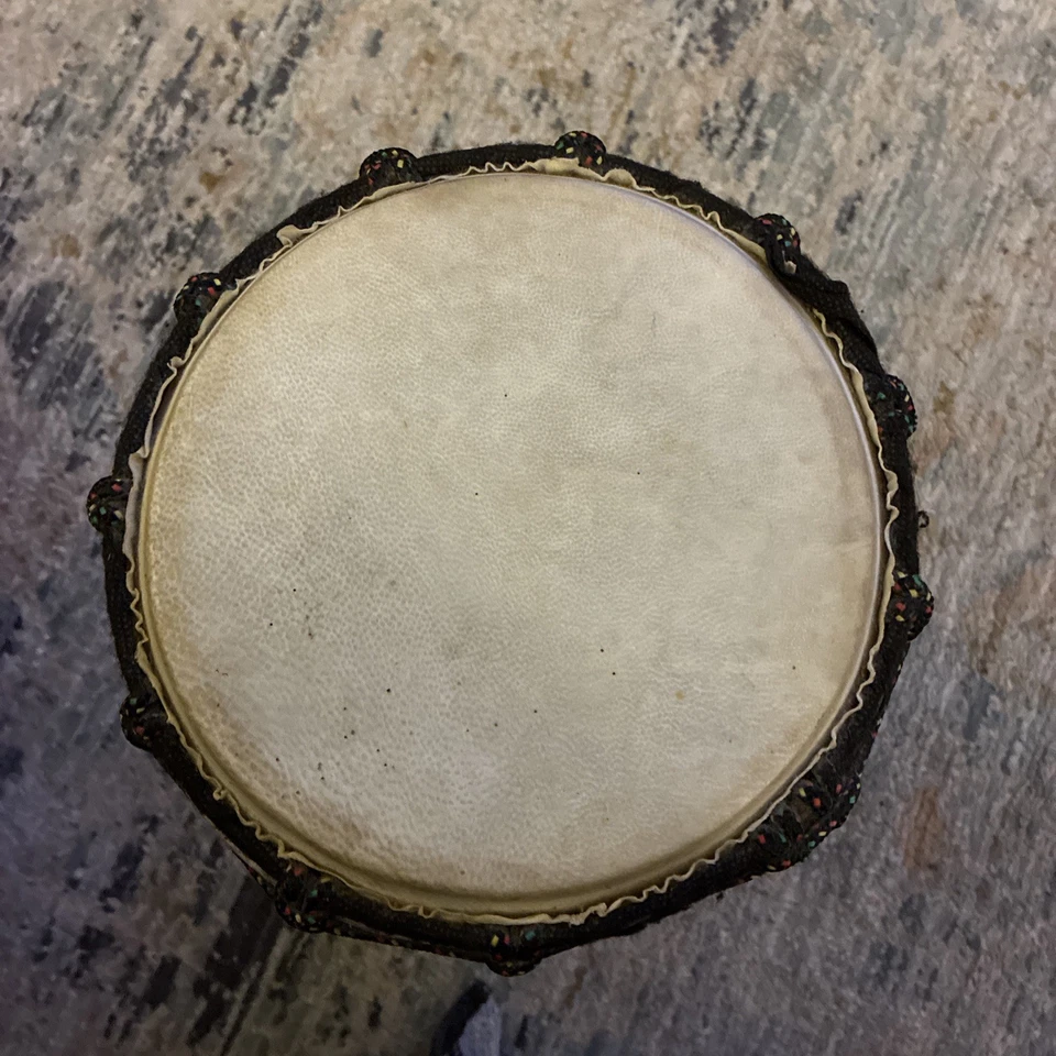 Cuerda cubierta con piel de tambor africano Djembe afinada Foto 4 de 4