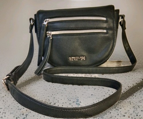 Kenneth Cole Reaction Crossbody Double Zipper Leather Handbag Purse Black Long S - Picture 5 of 5