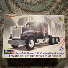 Revell 85-1506 Peterbilt 359 Conventional Tractor 1/25 Scale Model - Multicolor