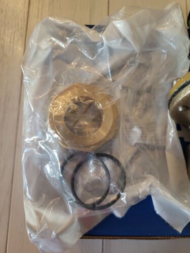 Watts LF25AUB-Z3 1 in Pressure Reducing Valve - Picture 3 of 7