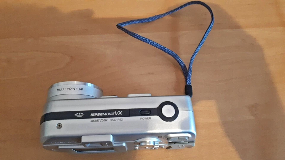 Цифровая камера Sony DSC-P52 Cyber-Shot 3,2 Мп - Изображение 4 из 4