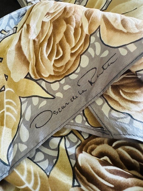 Vintage Oscar de la Renta Multi-Color Floral Pattern Silk  display picture 1