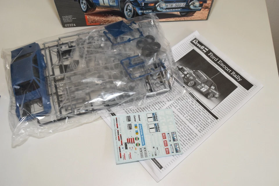 A3 1:24 REVELL 07374 FORD ESCORT RALLY MKII RS1800 COME NUOVO IN SCATOLA - Immagine 2 di 4