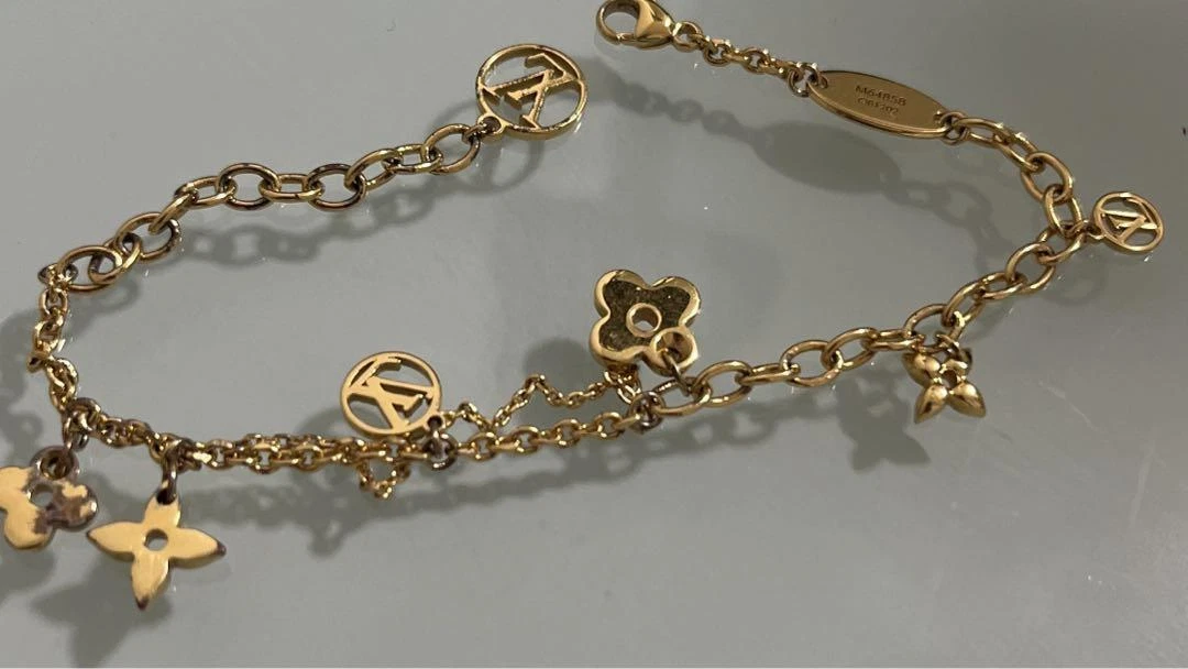 LOUIS VUITTON Bracelet Blooming Gold Monogram Flower Design Jewelry LV  Charm