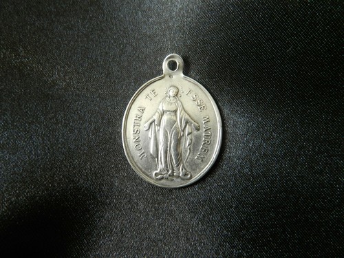 Médaille religieuse ancienne en argent, France : pendentif communion catholique - Canada