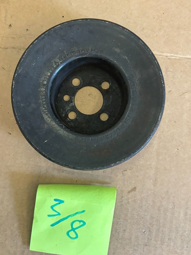 VW Audi  Riemenscheibe  028105255A