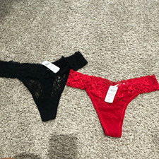 Aerie Embraceable 2-Pack Floral Lace Thong Panties L Red/Black Stretch