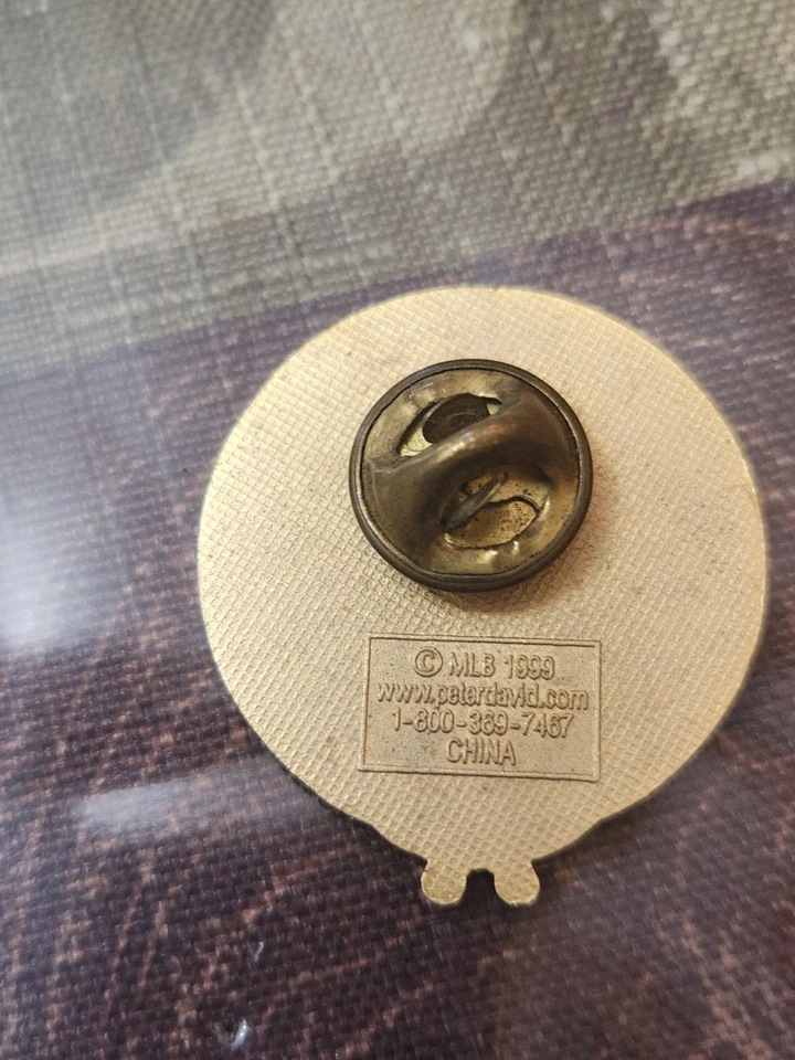  1999 Peter David MLB Baseball Houston Astros "Swinging Into The Millinium" Pin - Image 3 of 4