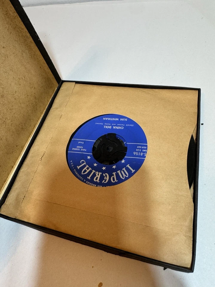 Slim Whitman – America's Favorite Folk Artist vinyl record set - Image 2 of 4