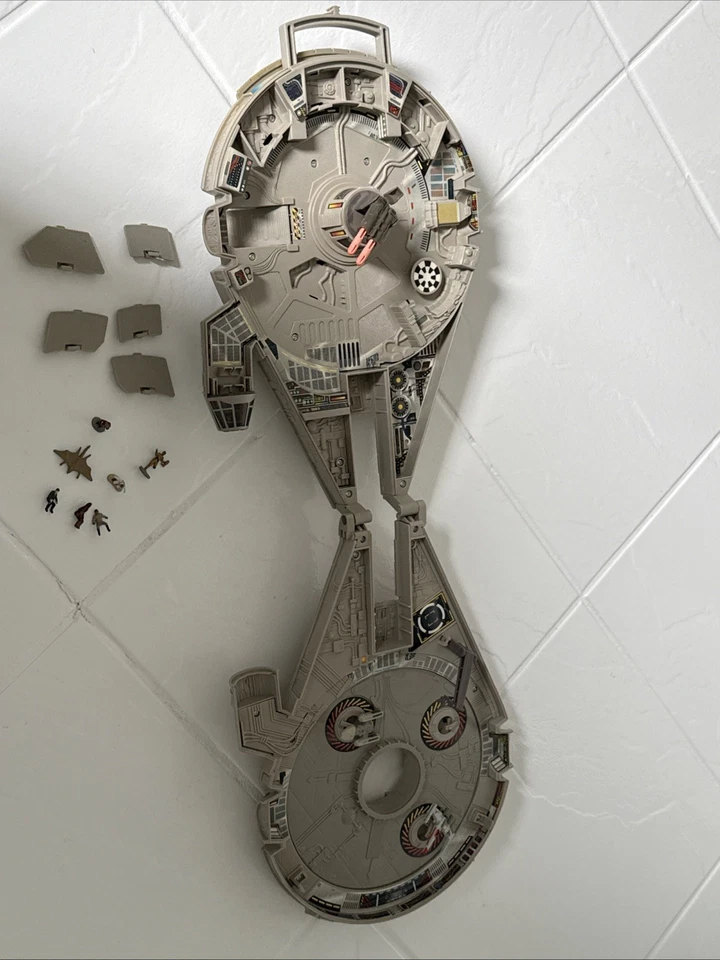 Raro 1995 Lewis Galoob Toys Halcón Milenario Juego Star Wars Completo Foto 3 de 4