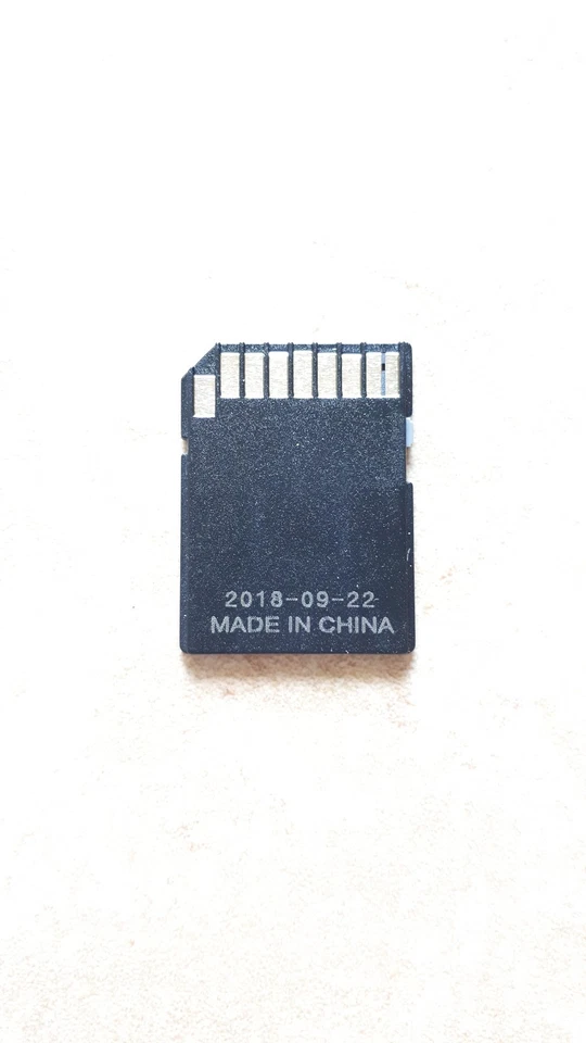 SanDisk adattatore di memoria da microSD a SD. - Immagine 2 di 2