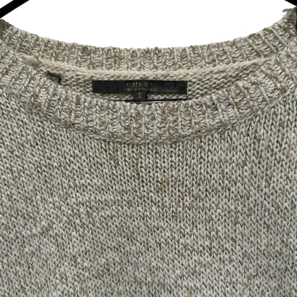 Suéter de Hombro Guess Crema y Metálico Adornado Talla Pequeña Foto 3 de 4