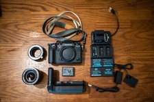 Fujifilm X-T3 26.1 MP- Black Body, Kit Lens, batteries, Etc. 