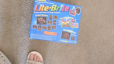 2000 Lite Brite Light Up Picture Unit 700 Pegs + Design Sheets Hasbro Tested