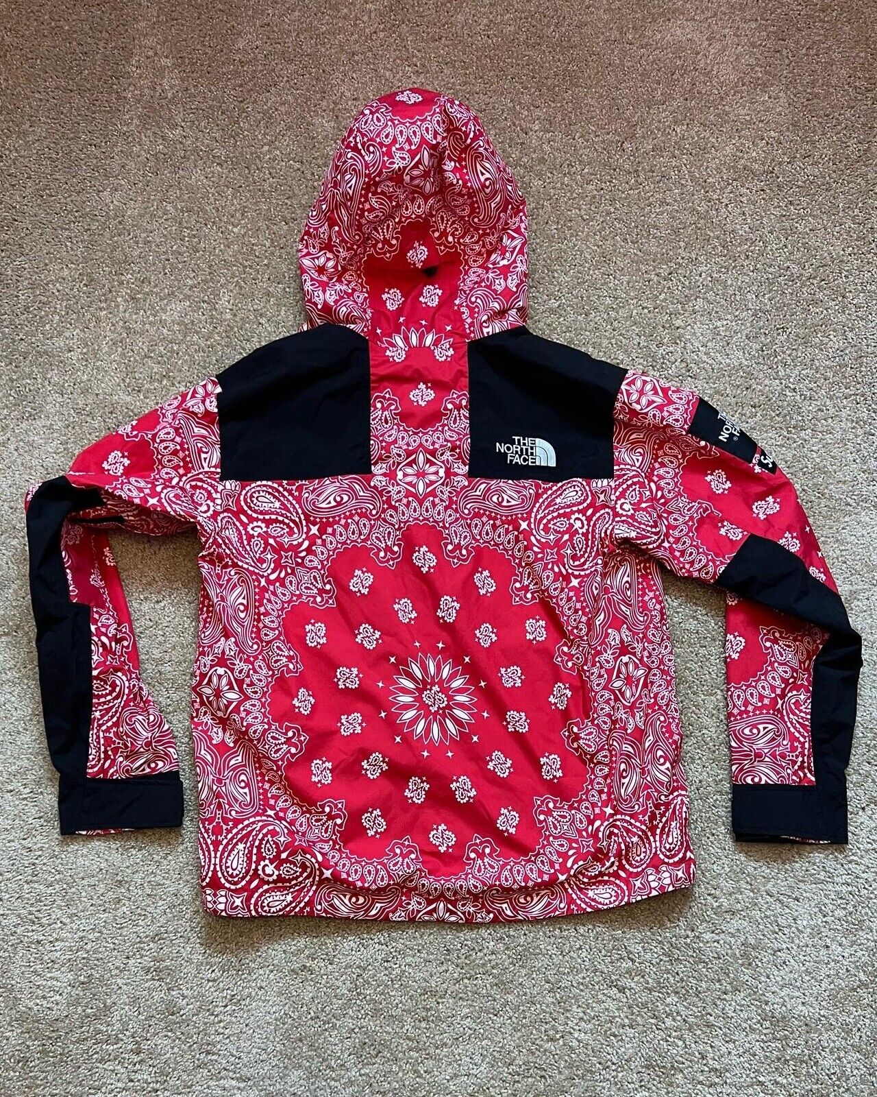 Supreme 2014 The North Face Bandana Mountain Jacket Red Size Large Authentic