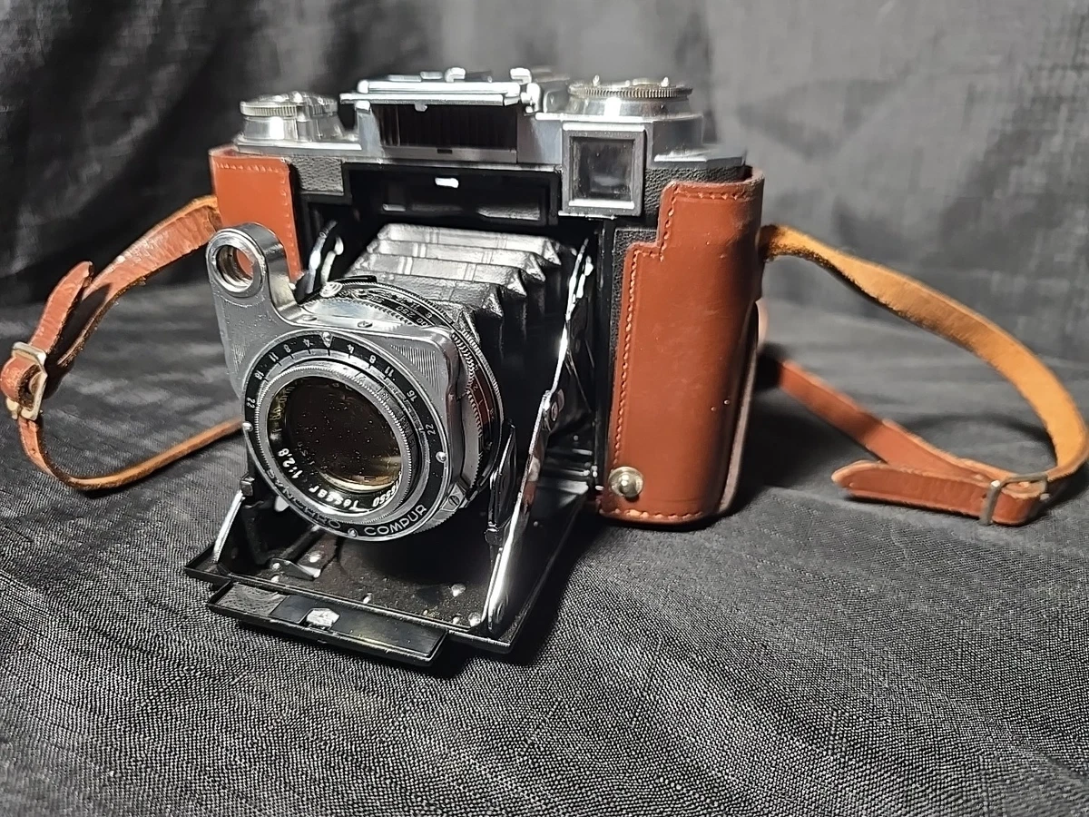 ツァイスイコン　イコンタ Nover Anastigmat １０５mm F３，５ Zeiss Ikonta 6x9 523/2 with 105mm f3.5 Novar-Anastigmat - cl'a