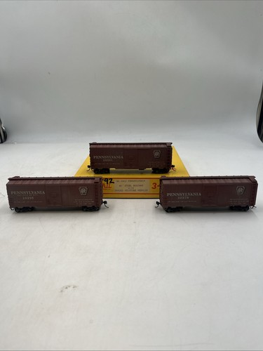 Accurail No. 3302 (paquete de 3) PA 40' vagón de carga de acero con Keystone Heralds sombreados | Zustand: Used