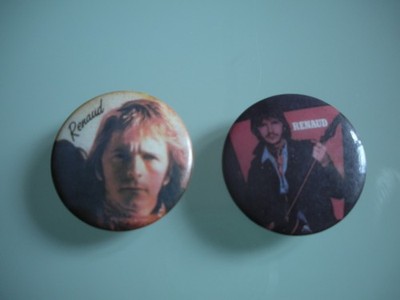 2 ALTE ABZEICHEN PINS RENAUD SÄNGER SELTEN 80ER JAHRE SAMMLUNG PINS
