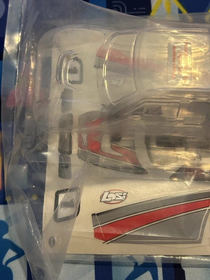 VINTAGE LOSB1551 Losi Mini Slider Clear Body Set - Image 2 of 4