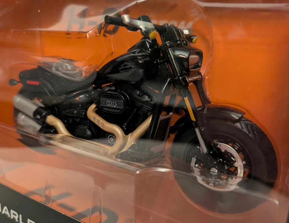 Maisto Harley Davidson 2022 Black Fat Bob 114 Series 43 1:18 fundido a presión Foto 2 de 4