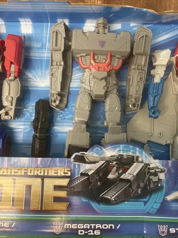 Figura de acción Transformers One Mega Changer 4pk Bumblebee Optimus Prime Megatron Foto 4 de 4