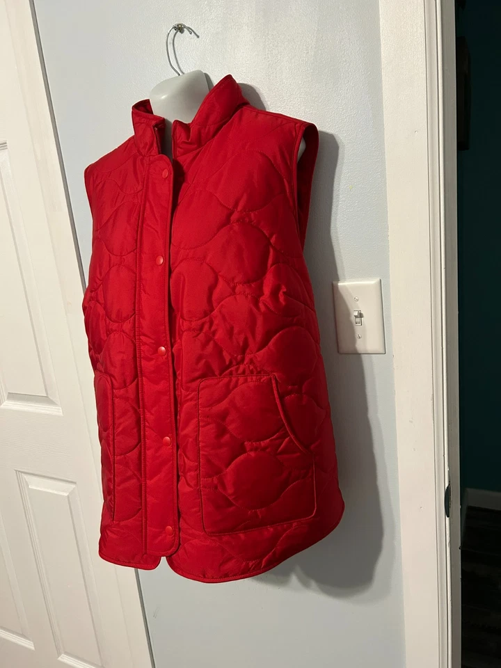 NWT Croft & Barrow Red Quilted Sleeveless Zipper & Button Front Vest Plus 2X - Image 2 of 4