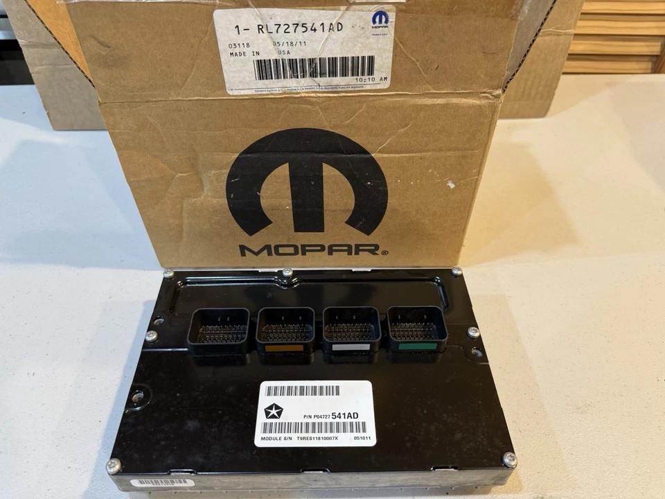 NEW Genuine Mopar R4727541AD Powertrain Control Module ECU Chrysler Pacifica - Image 2 of 3