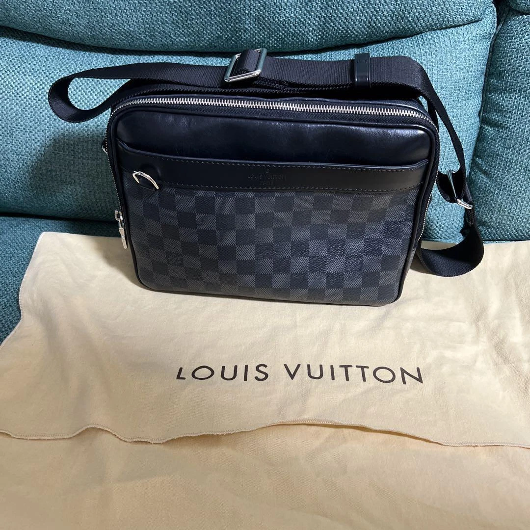 Louis-Vuitton Daniel Graphite Trocadero Messenger Bag For Men