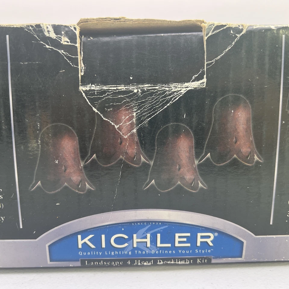 Kit de 4 luces de cubierta Kichler de bajo voltaje para paisaje con transformador de 60 W 28138 Foto 2 de 4