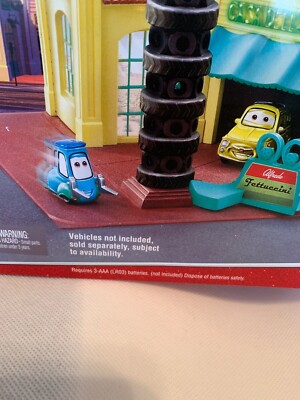 Disney Pixar Cars　マテル　 ルイージ & グイード 　セット disney-pixar-cars-holley-