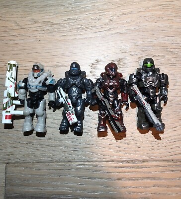 Halo Mega Construx Fireteam Osiris (Random Painted Weapons)