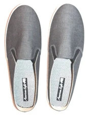 American Eagle Women's Gray Slip-On Canvas Comfort Sneakers 6.5W