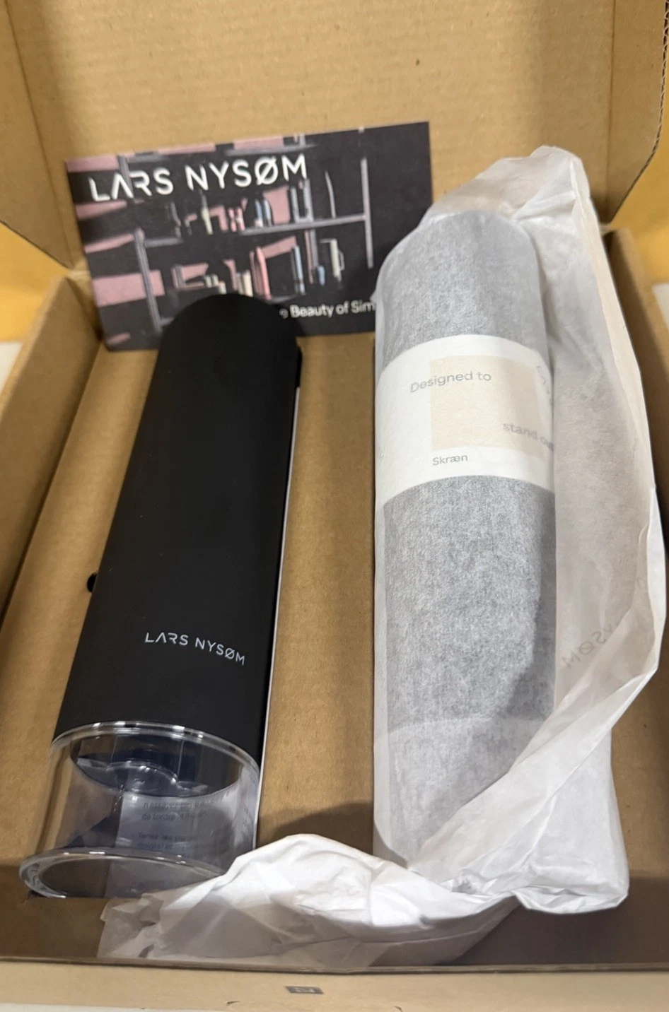 LARS NYSØM Electric Salt and Pepper Grinder Set I Automatic Salt & Pepper Mills