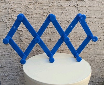 Vintage Basic line Plastic Accordion Rack, Blue 10 Peg Wall Hanger Expandable
