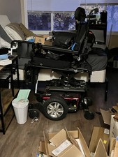 Title: ONLY 73.6 MILES! Quantum Q6 Edge iLevel Power Chair - FULLY...