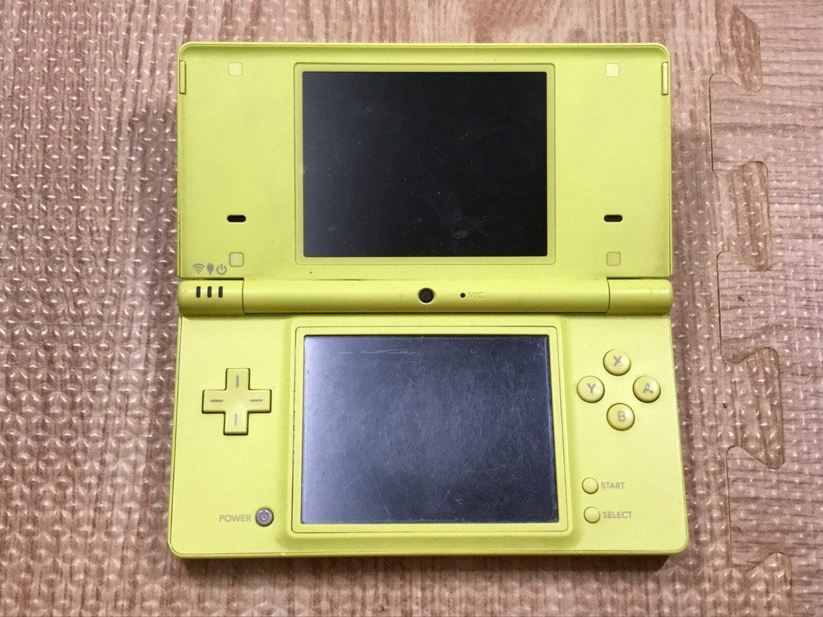 Nintendo DSi DS Lime Green Console Nintendo Japan - With Defects