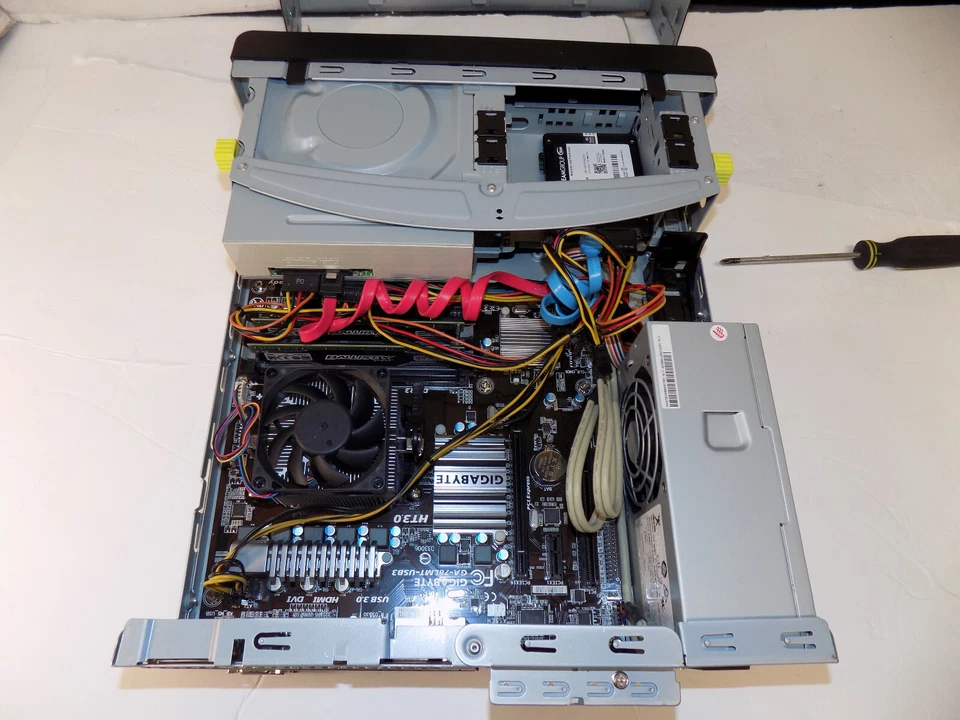 Custom Desktop Computer AMD FX-8300 8 Core 8GB RAM 512GB SSD DVD-RW Win 10 - Image 4 of 4