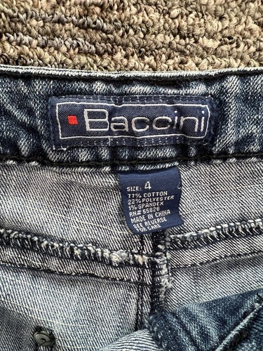Baccini Women’s Flower Embroidered Size 4 Blue Medium Toned Jeans - Picture 3 of 13