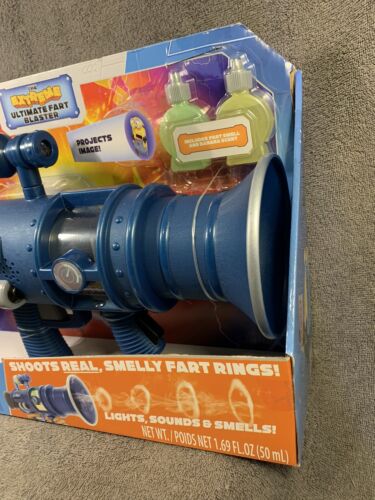Despicable Me 4 The minion, Extreme Ultimate Fart Blaster Lights Up And Air  - Picture 4 of 12