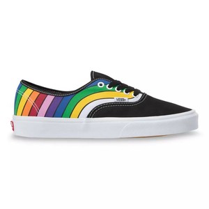 black multi vans
