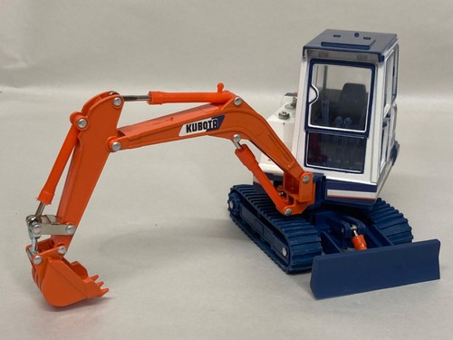 Miniexcavadora Kubota KH-66 escala 1/30* Yonezawa Diapet 01742 con cabina - Imagen 2 de 14