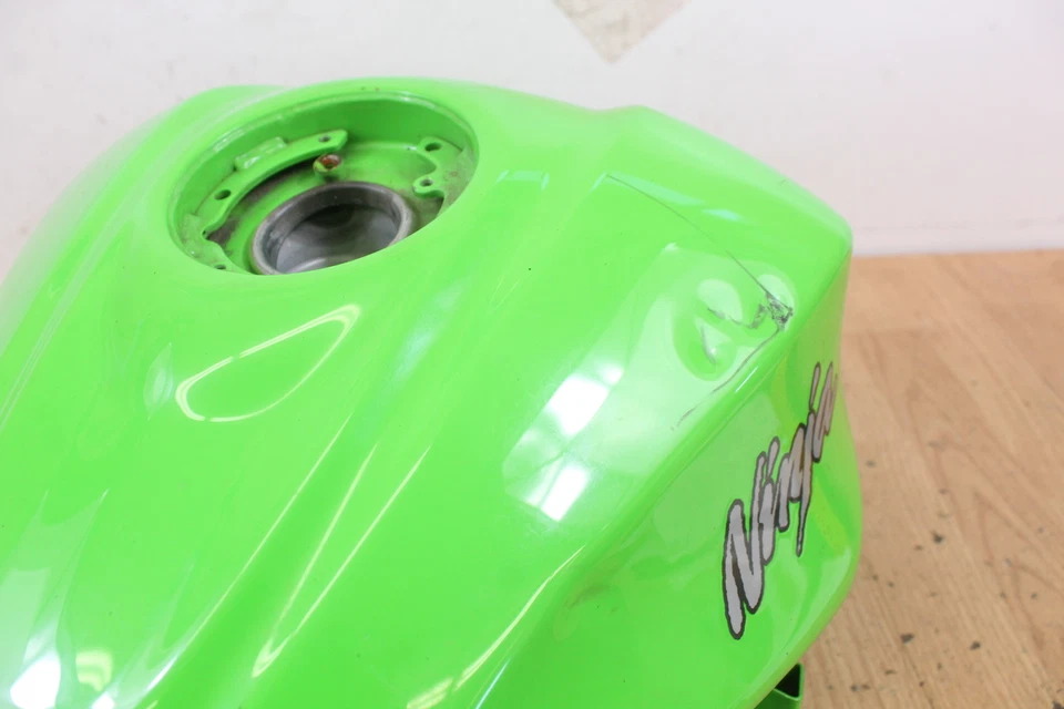 Kawasaki Ninja 300 Ex300 2015 tanque de combustible de gasolina Foto 4 de 4