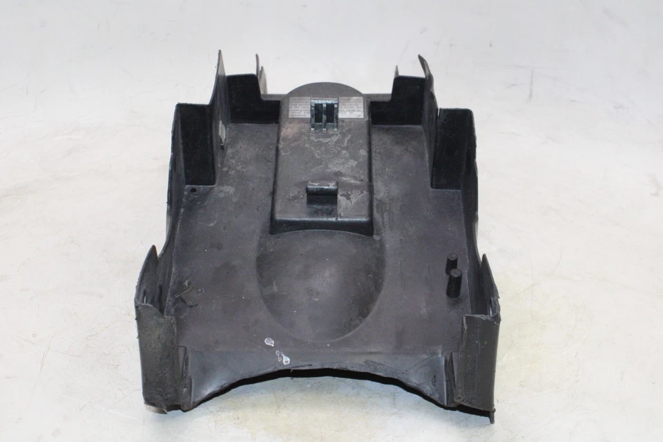 04-07 SUZUKI HAYABUSA GSX1300R OEM REAR BACK TAIL UNDERTAIL BATTERY TRAY PLASTIC - Image 4 of 4